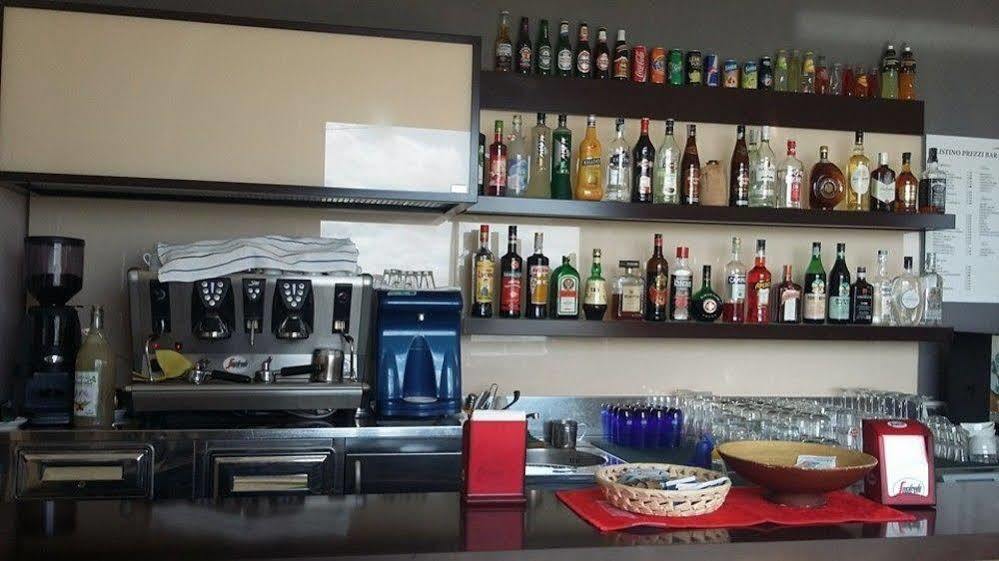 Oasis Park Hotel Торре дель'Орсо Экстерьер фото